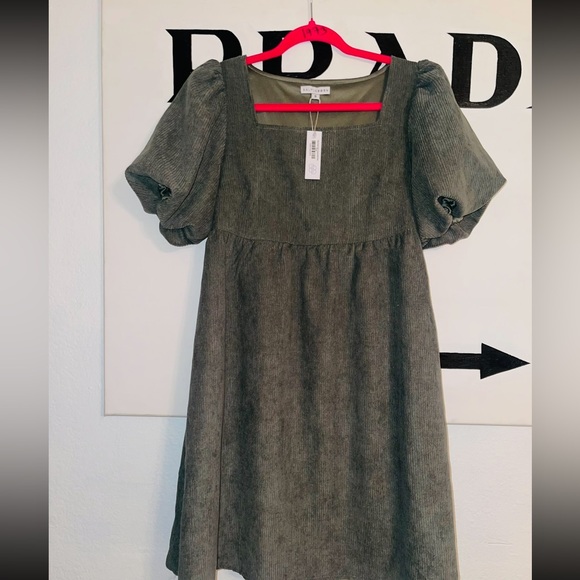 Baltic Born Sage Green Ribbed Dress NWT - Picture 2 of 4